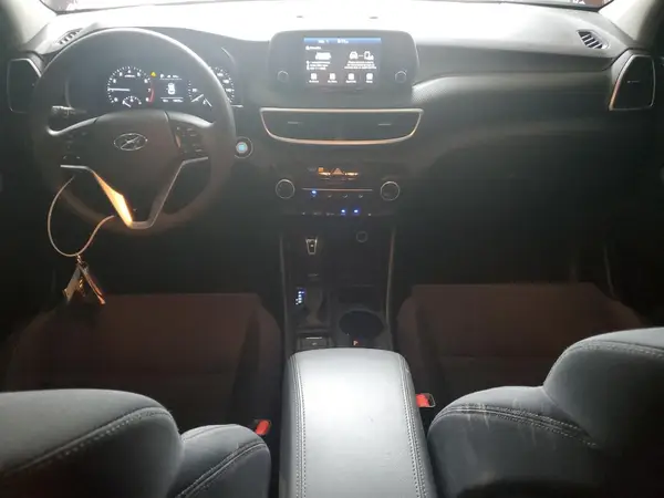 KM8J3CA44KU022668 2019 HYUNDAI TUCSON - Image 8