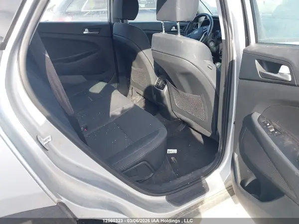 KM8J3CA44KU043164 2019 HYUNDAI TUCSON - Image 8