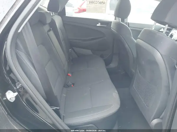 KM8J3CA44KU044556 2019 HYUNDAI TUCSON - Image 8