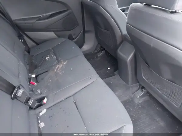KM8J3CA44KU052348 2019 HYUNDAI TUCSON - Image 8