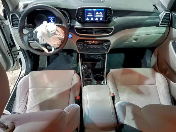 KM8J3CA44KU066203 2019 HYUNDAI TUCSON - Image 8