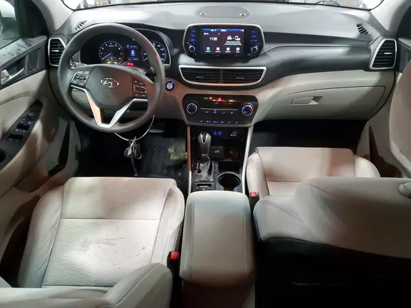 KM8J3CA44KU066217 2019 HYUNDAI TUCSON - Image 8