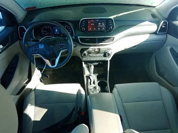 KM8J3CA44KU073071 2019 HYUNDAI TUCSON - Image 8