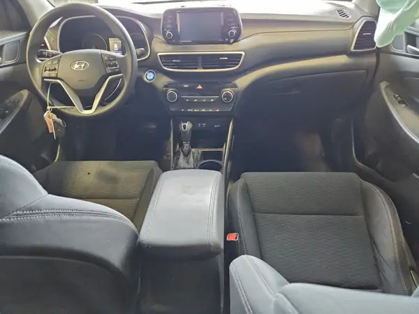 KM8J3CA44KU844693 2019 HYUNDAI TUCSON - Image 8