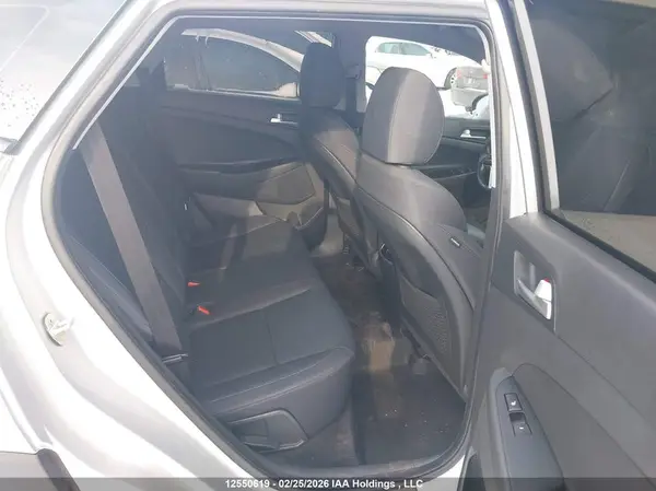 KM8J3CA44KU879301 2019 HYUNDAI TUCSON - Image 8