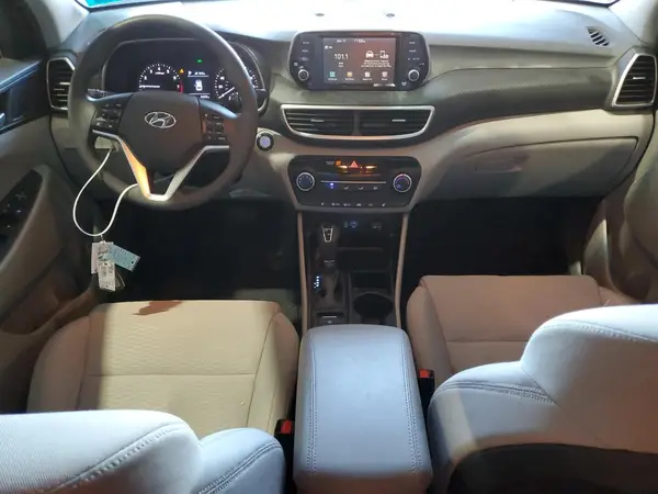 KM8J3CA44KU941523 2019 HYUNDAI TUCSON - Image 8