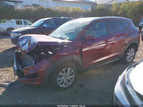 KM8J3CA44KU960007 2019 HYUNDAI TUCSON - Image 2