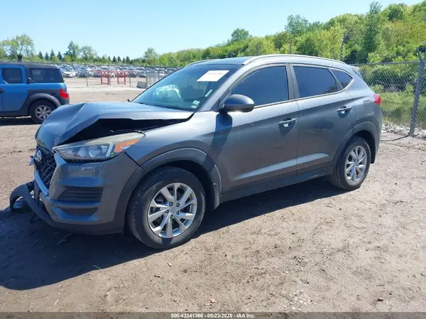 KM8J3CA44KU993895 2019 HYUNDAI TUCSON - Image 2