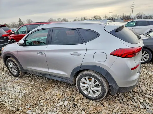 KM8J3CA44LU166061 2020 HYUNDAI TUCSON - Image 2