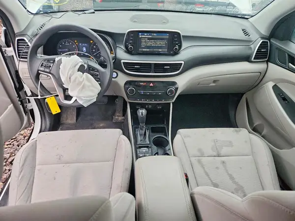 KM8J3CA44LU174886 2020 HYUNDAI TUCSON - Image 8