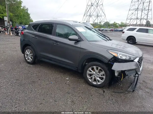 KM8J3CA44LU188674 2020 HYUNDAI TUCSON - Image 1