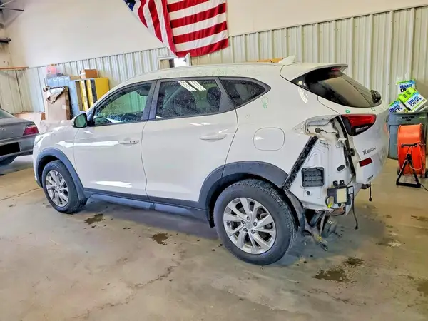 KM8J3CA44LU228557 2020 HYUNDAI TUCSON - Image 2