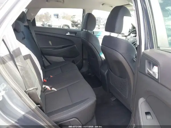KM8J3CA44LU231698 2020 HYUNDAI TUCSON - Image 8