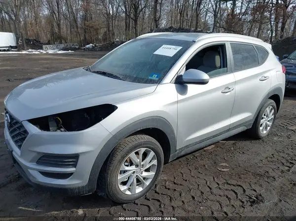 KM8J3CA44LU261462 2020 HYUNDAI TUCSON - Image 2