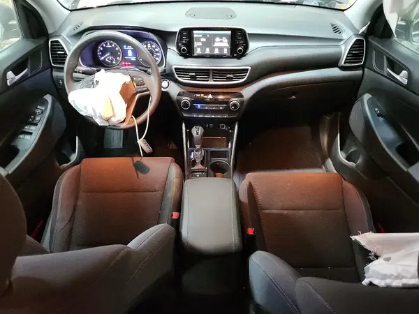 KM8J3CA44LU270856 2020 HYUNDAI TUCSON - Image 8