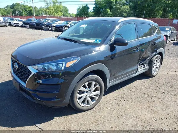 KM8J3CA44MU295077 2021 HYUNDAI TUCSON - Image 2