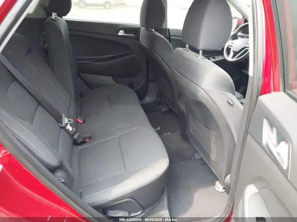 KM8J3CA44MU334203 2021 HYUNDAI TUCSON - Image 8