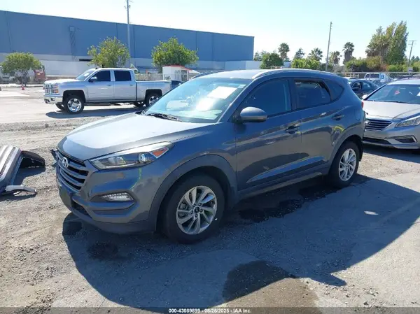 KM8J3CA45GU054195 2016 HYUNDAI TUCSON - Image 2