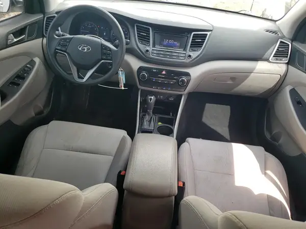 KM8J3CA45GU066878 2016 HYUNDAI TUCSON - Image 8