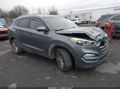 KM8J3CA45GU084300 2016 HYUNDAI TUCSON