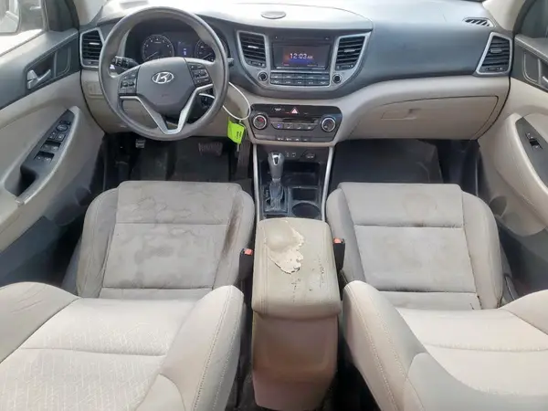 KM8J3CA45GU088928 2016 HYUNDAI TUCSON - Image 8