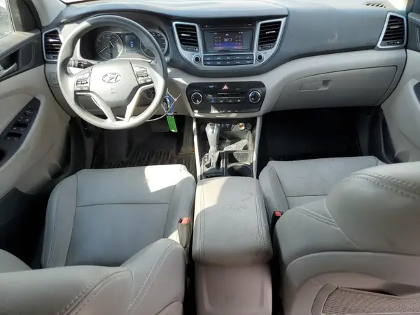 KM8J3CA45GU091537 2016 HYUNDAI TUCSON - Image 8