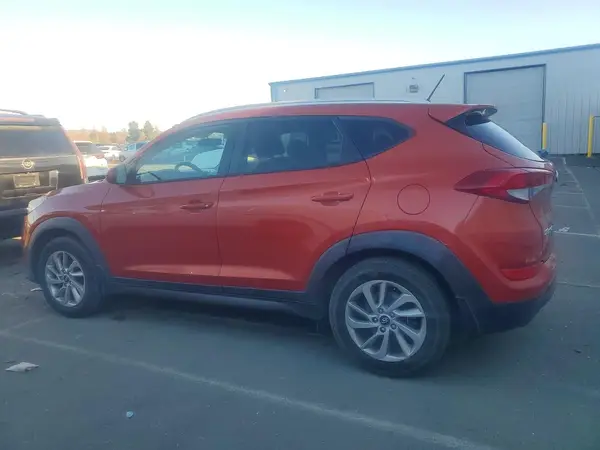 KM8J3CA45GU094468 2016 HYUNDAI TUCSON - Image 2