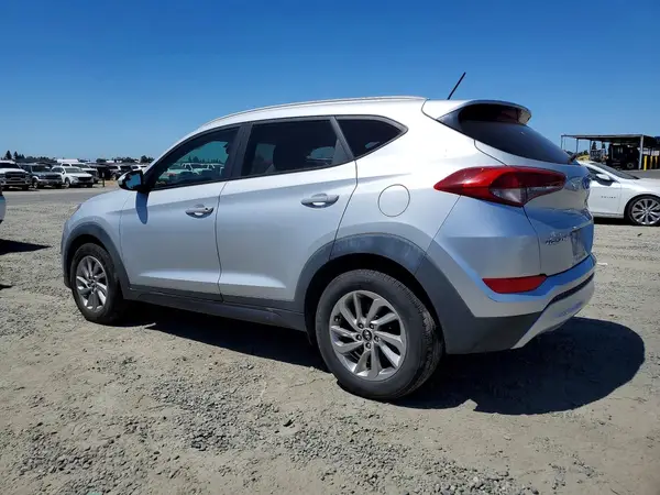 KM8J3CA45GU102231 2016 HYUNDAI TUCSON - Image 2