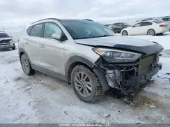 KM8J3CA45GU109258 2016 HYUNDAI TUCSON