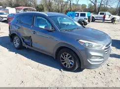 KM8J3CA45GU121202 2016 HYUNDAI TUCSON