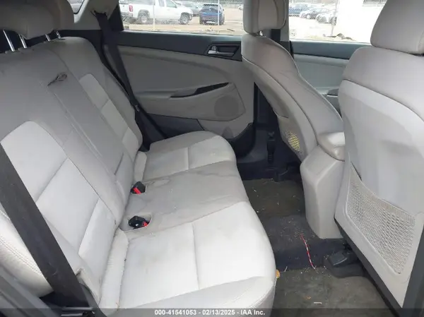 KM8J3CA45GU136850 2016 HYUNDAI TUCSON - Image 8