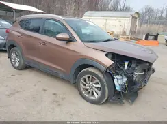 KM8J3CA45GU138128 2016 HYUNDAI TUCSON