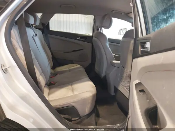 KM8J3CA45GU139893 2016 HYUNDAI TUCSON - Image 8