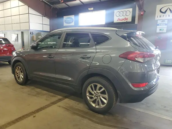 KM8J3CA45GU151770 2016 HYUNDAI TUCSON - Image 2