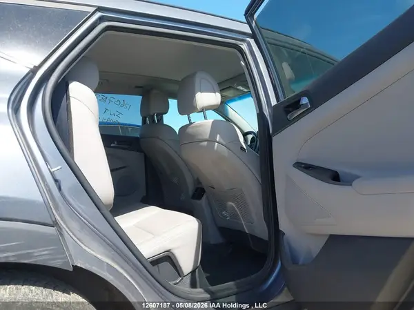 KM8J3CA45GU165927 2016 HYUNDAI TUCSON - Image 8