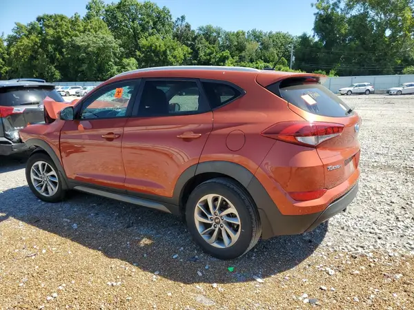 KM8J3CA45GU175289 2016 HYUNDAI TUCSON - Image 2