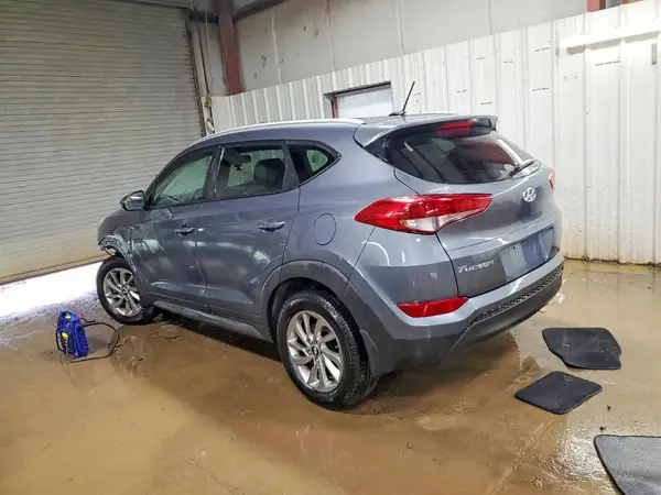KM8J3CA45GU187670 2016 HYUNDAI TUCSON - Image 2