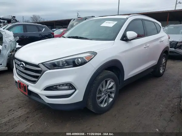 KM8J3CA45GU190326 2016 HYUNDAI TUCSON - Image 2