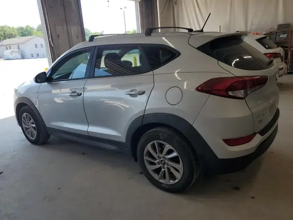 KM8J3CA45GU201311 2016 HYUNDAI TUCSON - Image 2