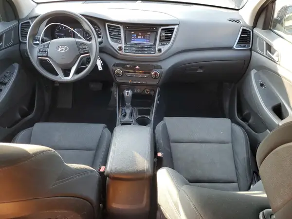 KM8J3CA45GU203088 2016 HYUNDAI TUCSON - Image 8