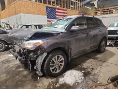 KM8J3CA45GU212910 2016 HYUNDAI TUCSON