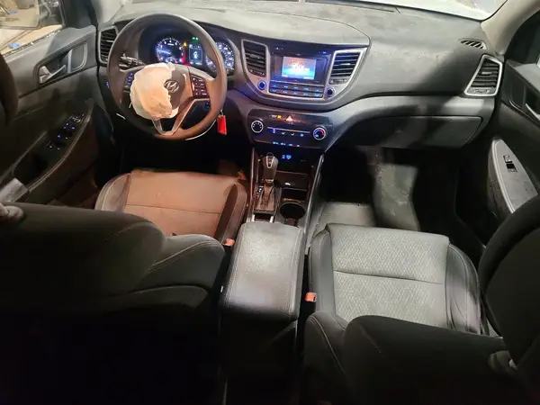 KM8J3CA45GU212910 2016 HYUNDAI TUCSON - Image 8