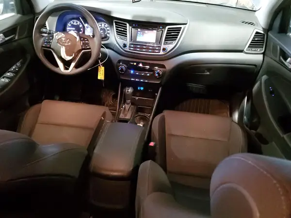 KM8J3CA45GU213197 2016 HYUNDAI TUCSON - Image 8