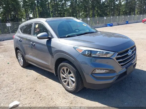 KM8J3CA45GU236592 2016 HYUNDAI TUCSON - Image 1