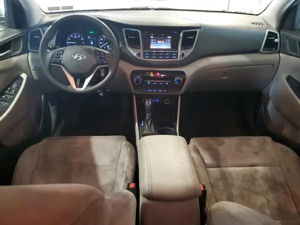 KM8J3CA45GU249617 2016 HYUNDAI TUCSON - Image 8