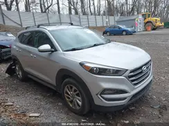 KM8J3CA45HU272171 2017 HYUNDAI TUCSON