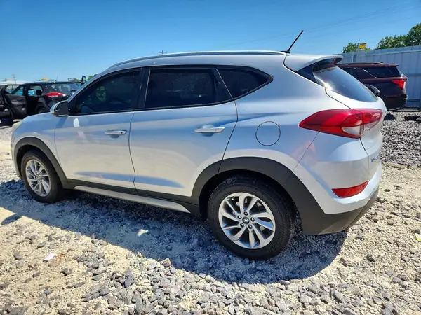 KM8J3CA45HU272221 2017 HYUNDAI TUCSON - Image 2