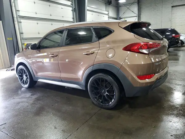 KM8J3CA45HU275345 2017 HYUNDAI TUCSON - Image 2