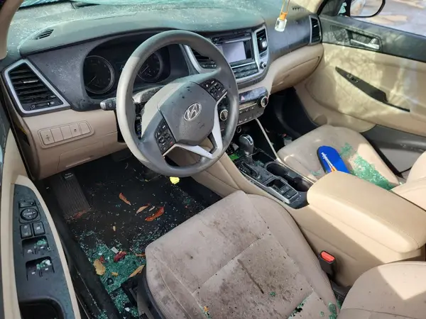 KM8J3CA45HU276205 2017 HYUNDAI TUCSON - Image 8