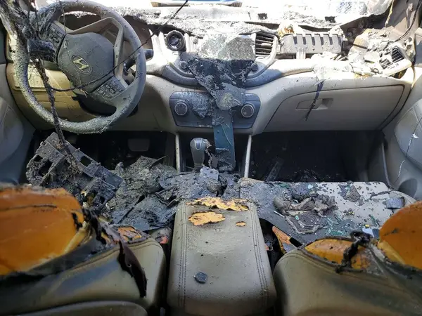 KM8J3CA45HU281307 2017 HYUNDAI TUCSON - Image 8